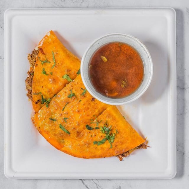 Extra Large Karla 3 Slices with 1 Dip.