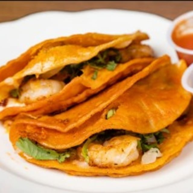 Karla Taco.